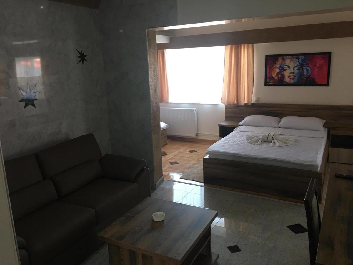 Hotel Odmaraliste Vidik Lazarevac Exterior foto