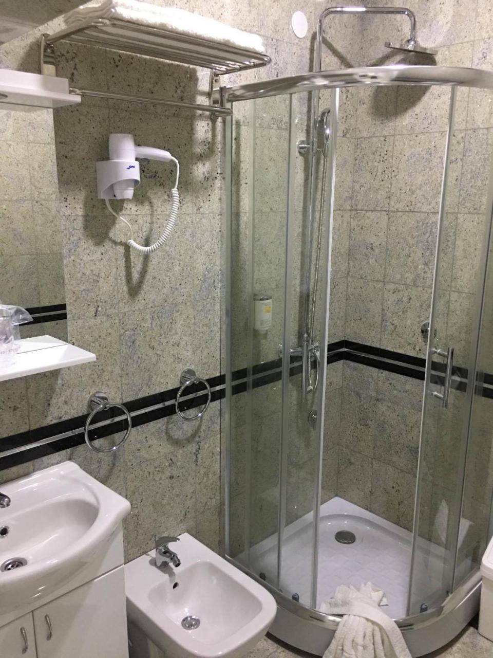 Hotel Odmaraliste Vidik Lazarevac Exterior foto